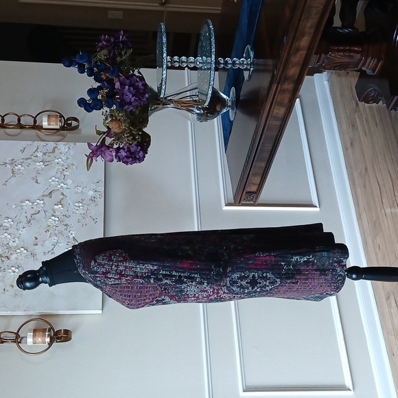 Gabby Skye Boho Multicolor Printed Knee-Length Dress. Size 4 - Picture 11 of 17